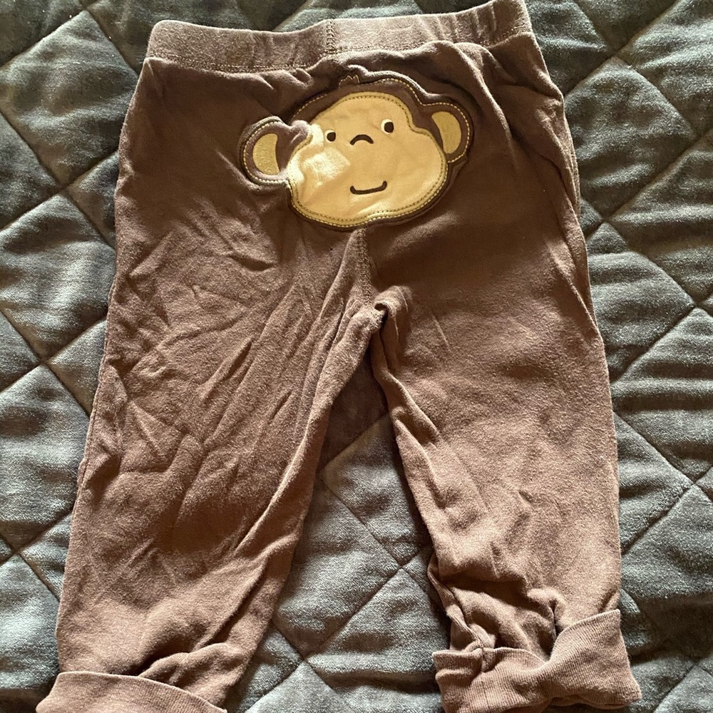 Carter’s sweatpants leggings with money on butt